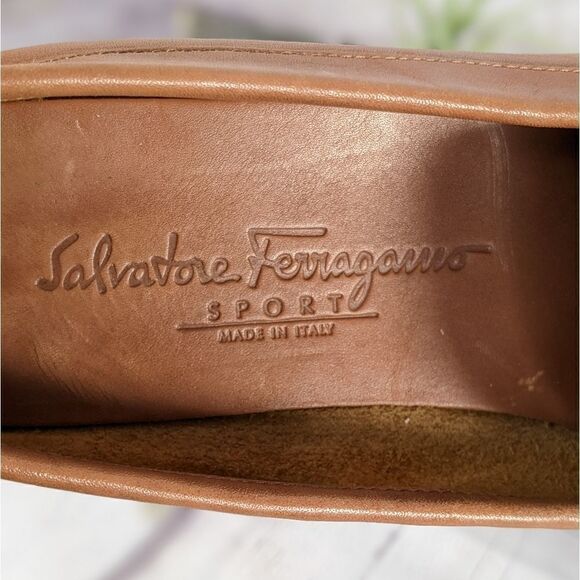 Salvatore Ferragamo Gancini Moccasin Loafers - Size 8.5 (2A) - Picture 7 of 10